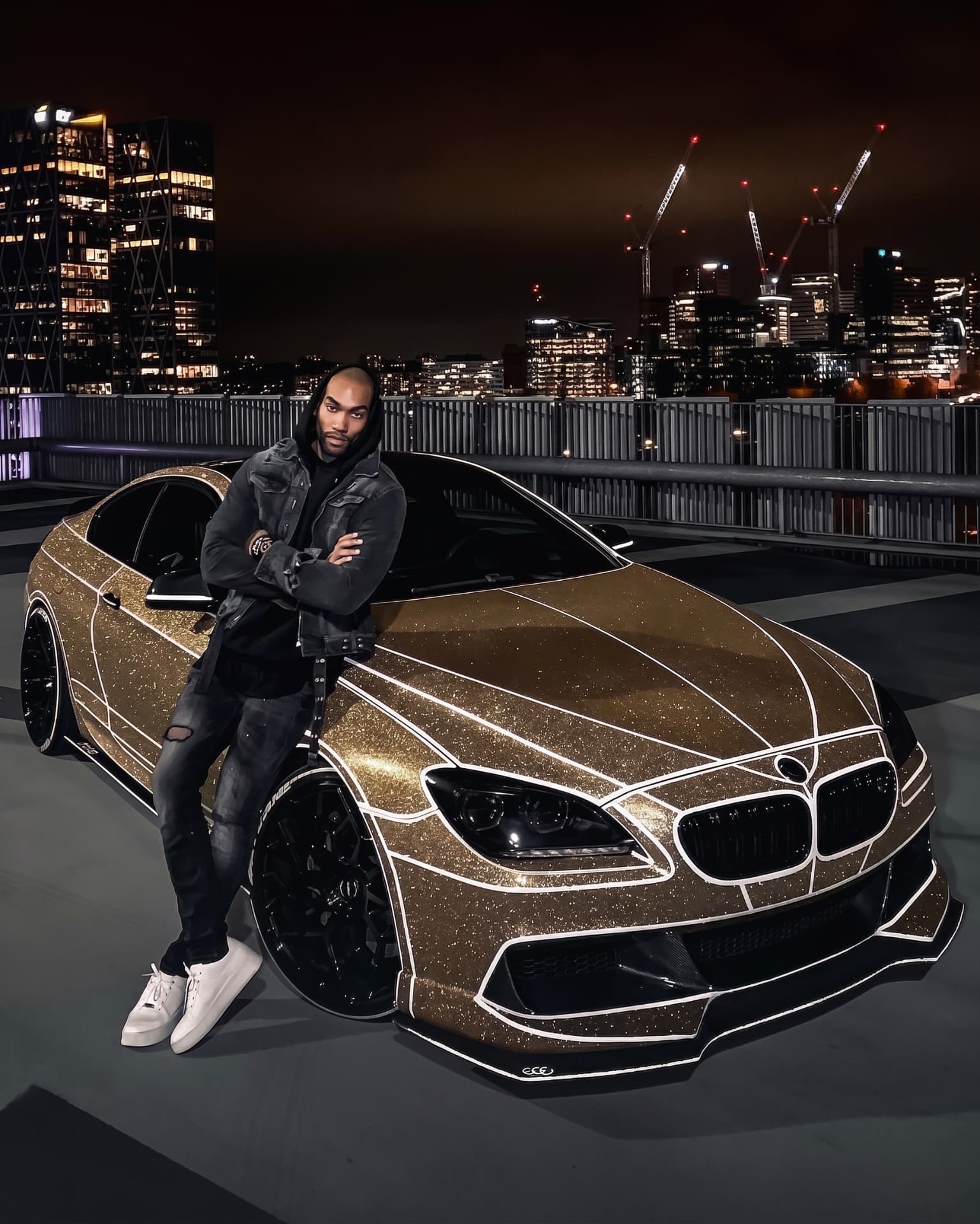 Dryzane — BMW - Gold glitter wrap + custom graphics